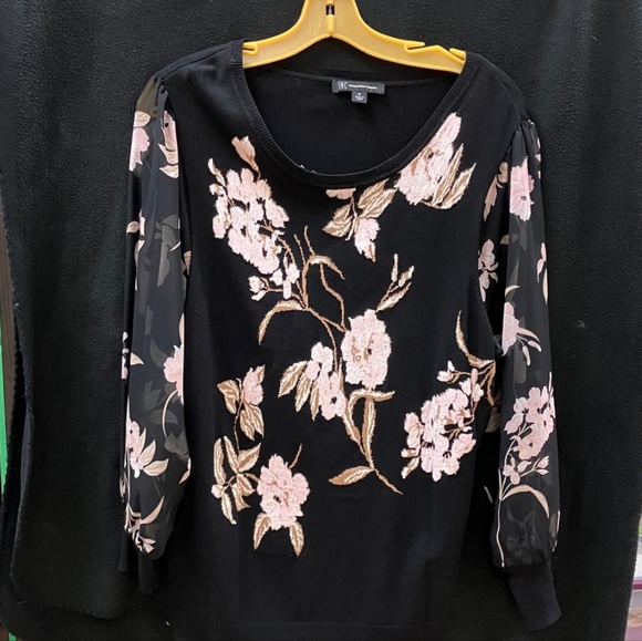 INC floral blouse - Picture 1 of 1